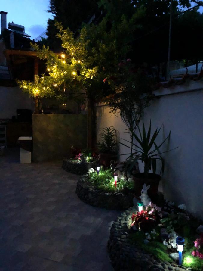 Sarievi Holiday Home Carevo Exterior foto
