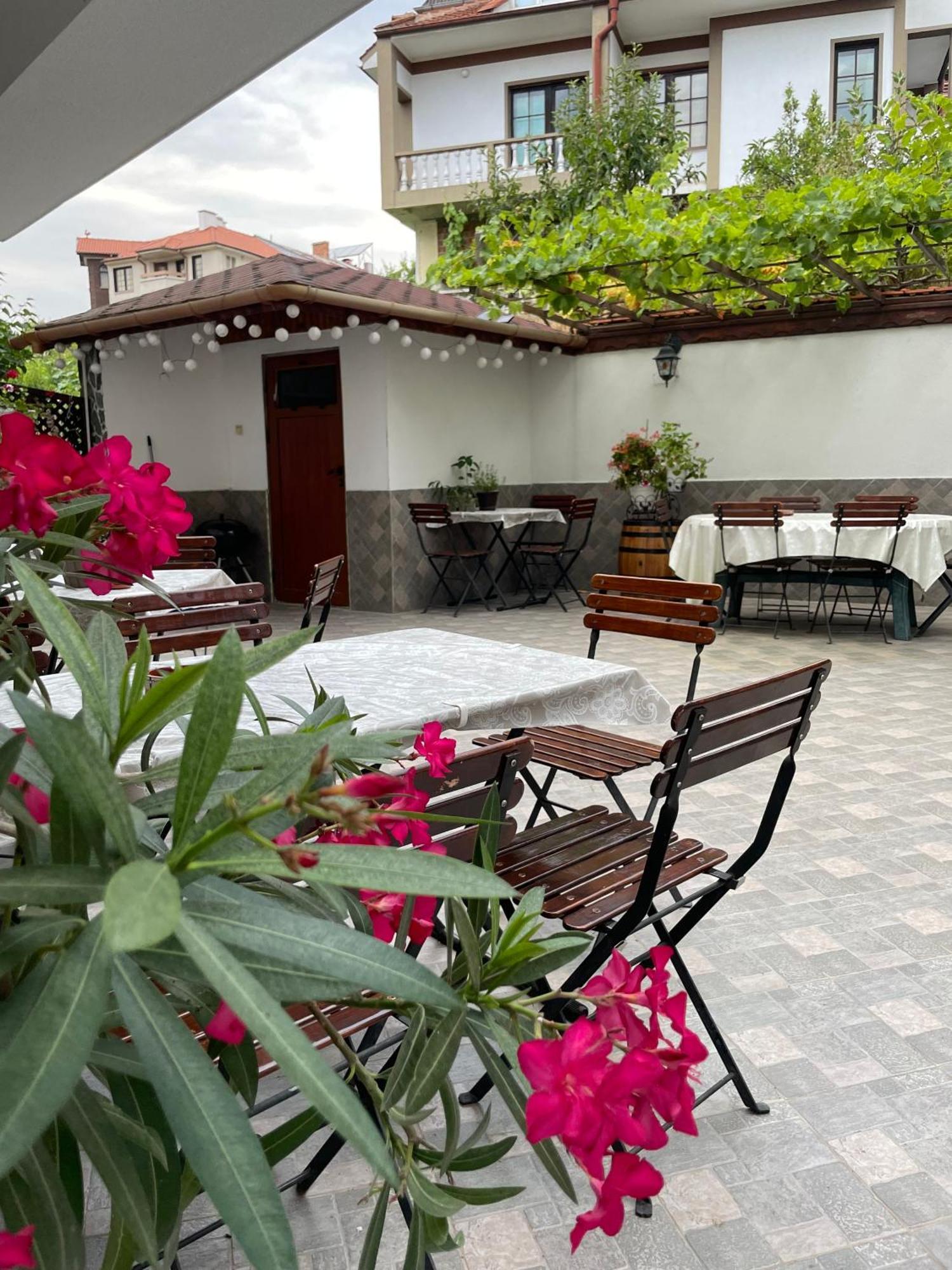 Sarievi Holiday Home Carevo Exterior foto